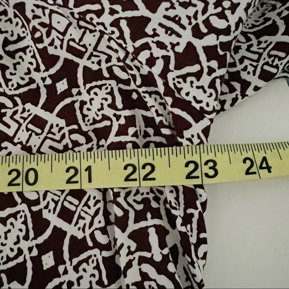 Chico’s Brown & White Open Front Rayon Cardigan Size 3 - Picture 9 of 13